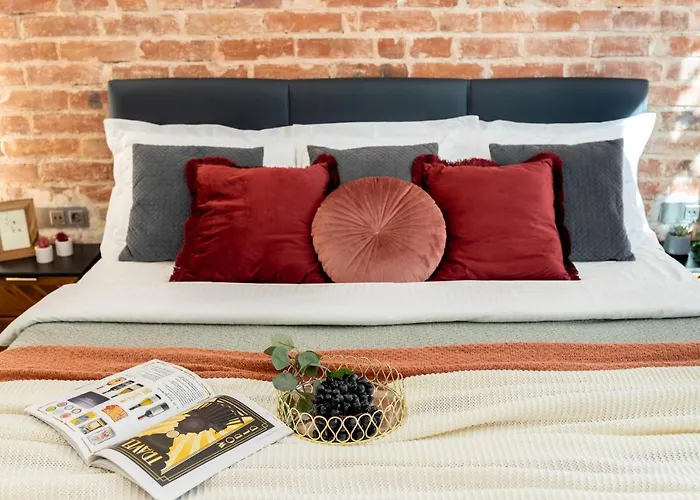 Luxury Living: Smart 2br At Unirii Square Apartman Bukarest