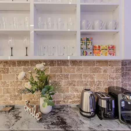 Luxury Living: Smart 2br At Unirii Square * Bukurešť
