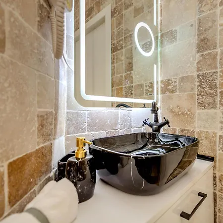 דירה Luxury Living: Smart 2br At Unirii Square *