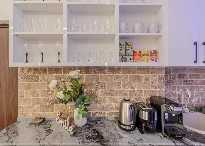 Luxury Living: Smart 2br At Unirii Square * Bucureşti