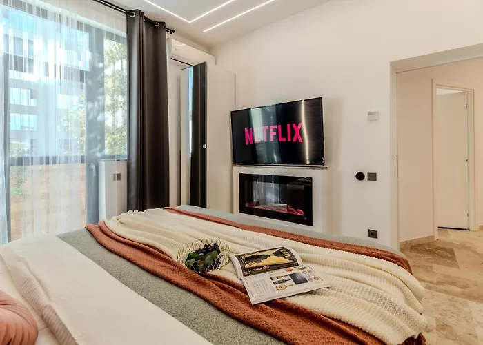 Luxury Living: Smart 2br At Unirii Square * Bucureşti